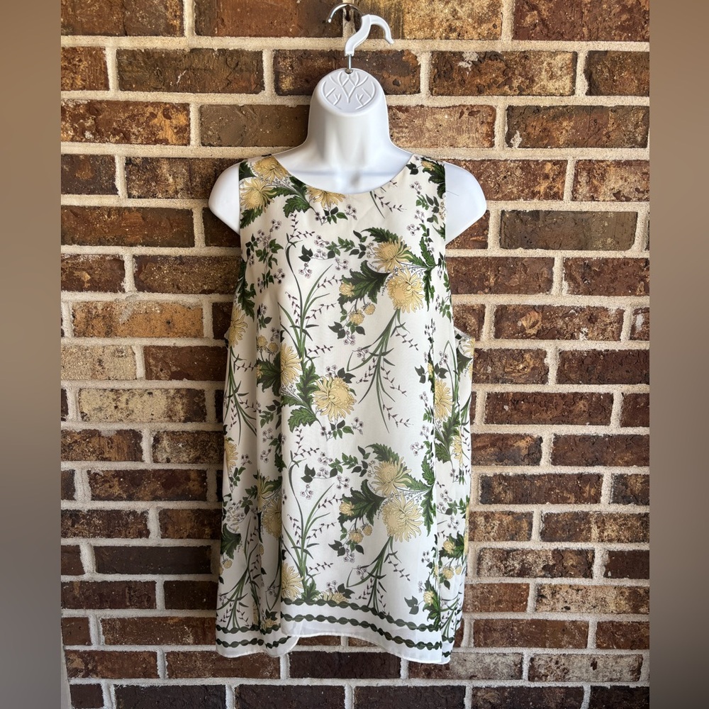 Max Studio Cream Floral Tank Top